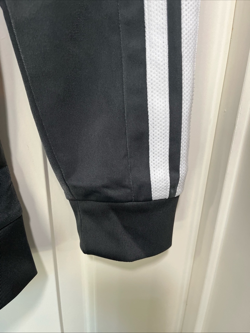 Mens Medium Adidas 3 Stripe Tricot Track Jacket And Pant Gray White Set Suit New - Picture 6 of 16